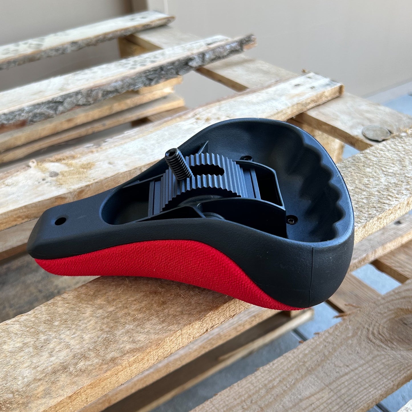 Fourpegsbmx Flatland V2 Pivotal Sattel / Seat Red