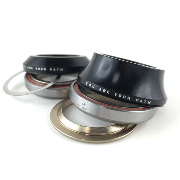 Heresy Path Integrated Headset Black