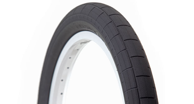 Demolition Momentum 2.0 Reifen / Tire Black