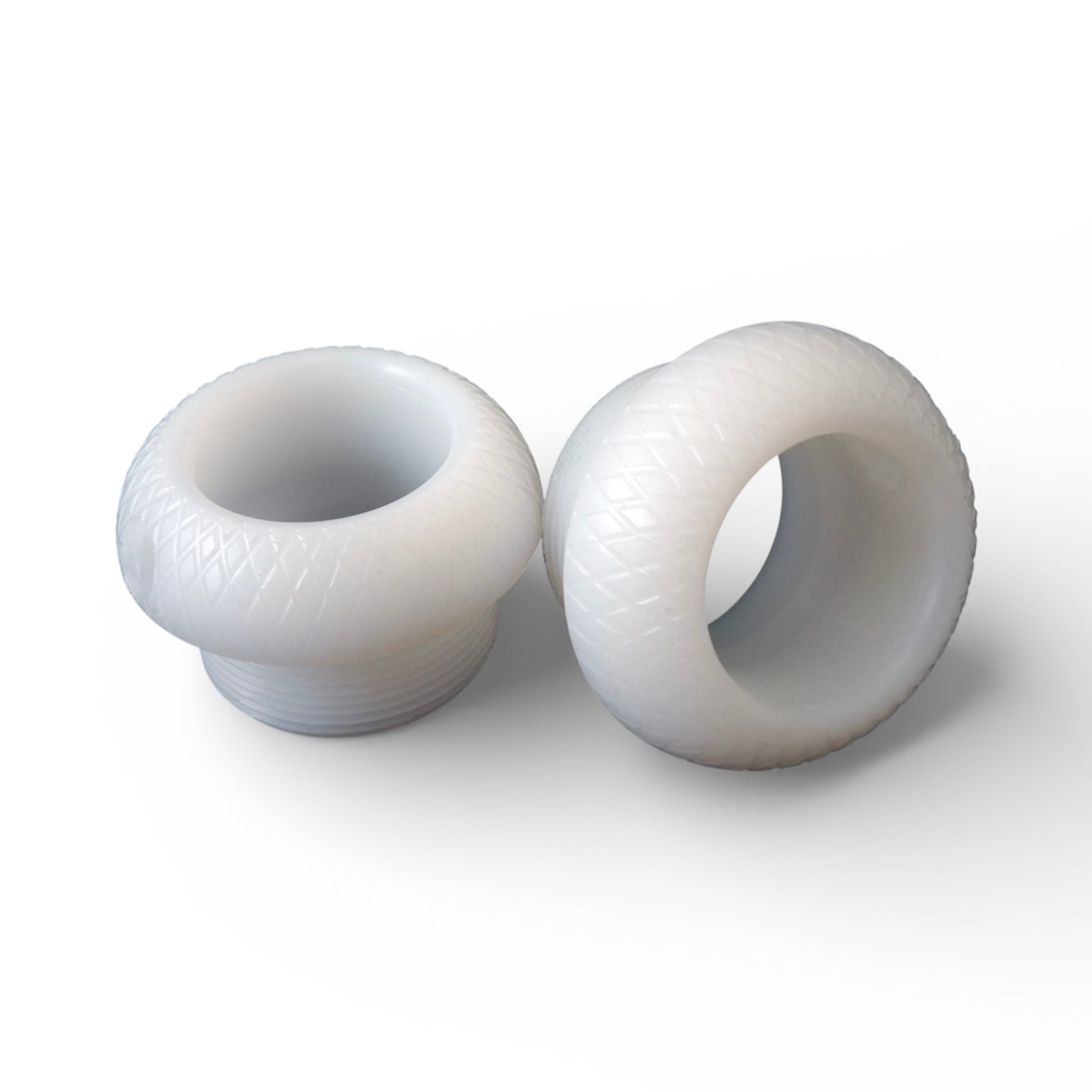 igi_knurled_white_cap