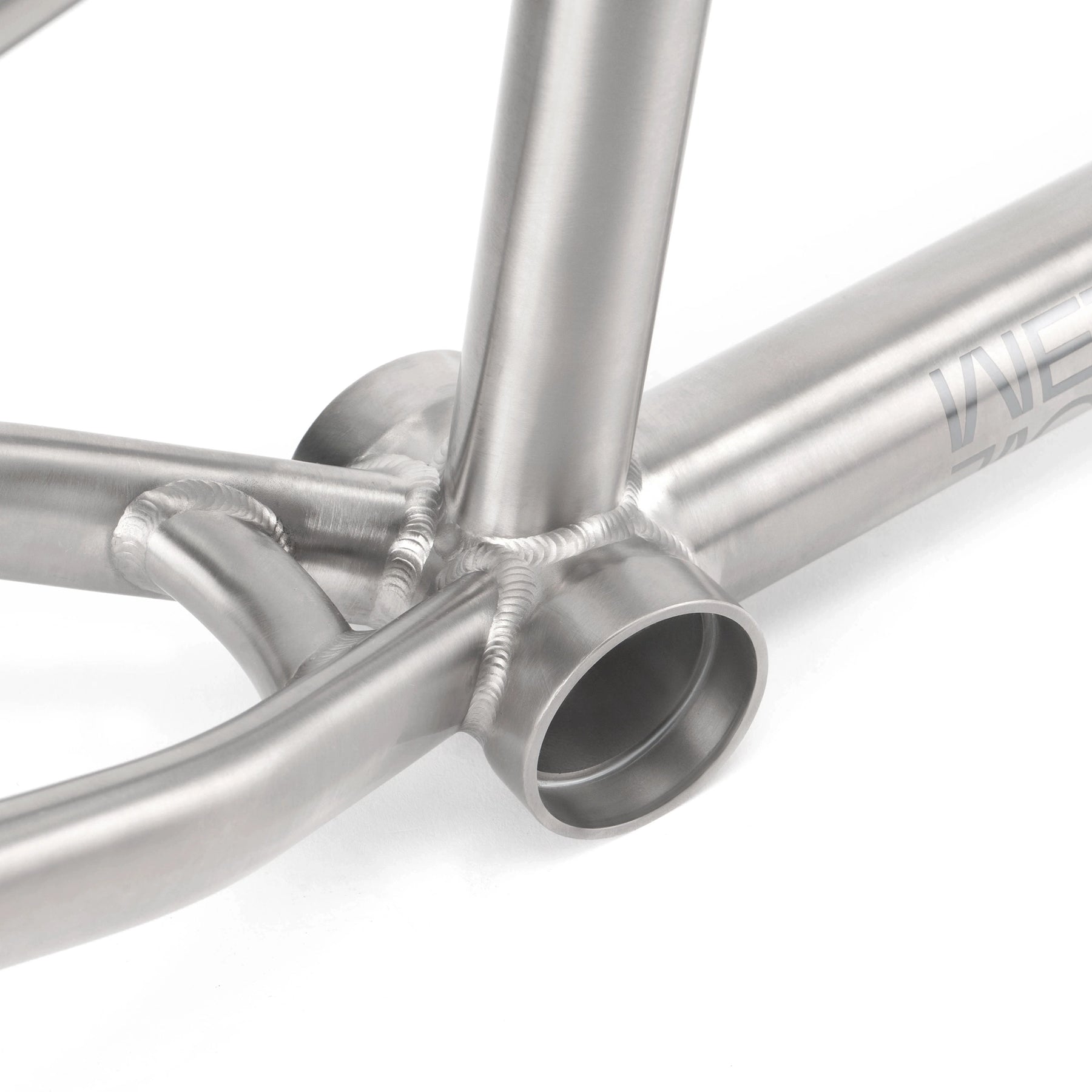 wethepeople_JACKAL_titanium_frame_20tt_brushed-ti_5